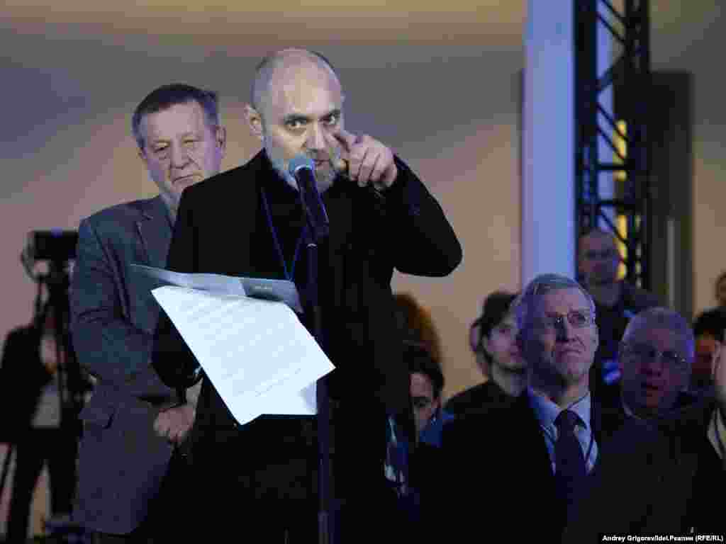 Роман Удот 