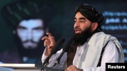 مجاهد: پاکستان دې خپل امنیت ته جدي پاملرنه وکړي، هره موضوع بل هېواد سره تړل حل لاره نه ده.