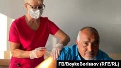 Лидерът на ГЕРБ Бойко Борисов си постави две дози ваксина през лятото на 2021 г.