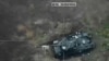 Украинский военнослужащий с дроном FPV вблизи линии фронта в Запорожской области, 25 сентября 2025 года (иллюстративное фото)