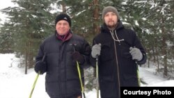 Искандер Мушинский на реабилитации с отцом Ахатом Мушинским