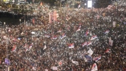 Stotine hiljada ljudi na studentskom protestu u Beogradu Stotine hiljada ljudi na studentskom protestu u Beogradu