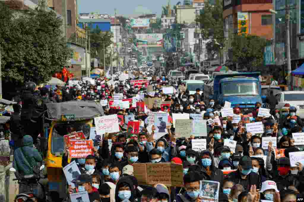 Протест в городе Мусэ у границы с Китаем, 8 февраля 