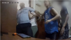 Disturbing Video Shows Police Seizing Chechen Woman From Shelter Disturbing Video Shows Police Seizing Chechen Woman From Shelter