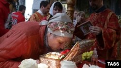 Мощи святого Георгия Победоносца в храме на Поклонной горе. 6 мая