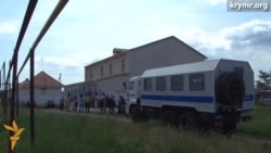 Медресе в Симферопольском районе обыскали вооруженные люди Медресе в Симферопольском районе обыскали вооруженные люди
