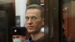'Vladimir The Underpants Poisoner': Navalny Mocks Putin In Court 'Vladimir The Underpants Poisoner': Navalny Mocks Putin In Court