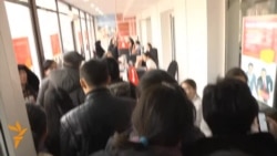 Clients Rush Kazakh Banks To Withdraw Savings Clients Rush Kazakh Banks To Withdraw Savings