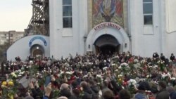 Thousands Bid Farewell To Dead Belarusian Protester Thousands Bid Farewell To Dead Belarusian Protester
