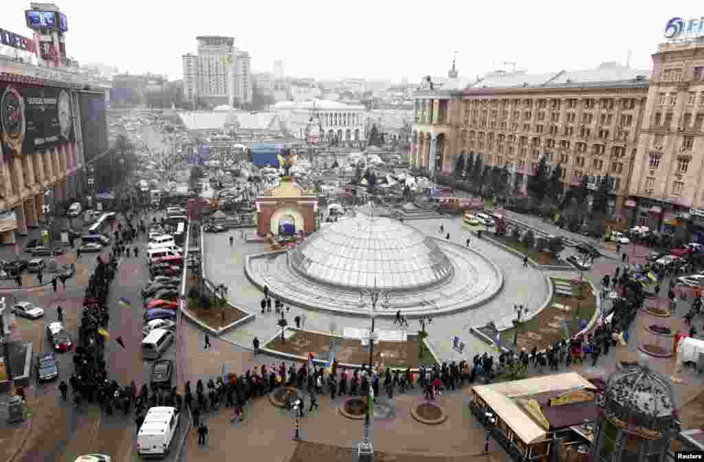Киев. Площадь Независимости