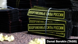Срочники после 12 месяцев службы становятся резервистами, которых Россия может призвать в будущем.