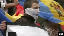 Характер борьбы на повторных выборах чреват повторными потрясениями