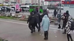 Belarusians March Again In Minsk Streets Belarusians March Again In Minsk Streets