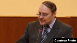 Ульяновск. Доцент кафедры ботаники Ульяновского педагогического института, член Экологической палаты Ульяновской области Андрей Масленников
