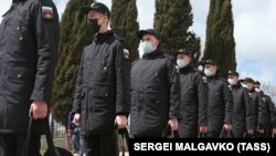 Военный призыв в российскую армию в оккупированном Севастополе, архивное фото