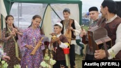 Төмән Сабантуенда шыкчалылар