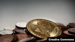 Биткойн