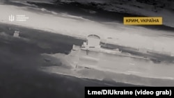 РЛК-МЦ «Валдай» на військовому аеродромі в Джанкої. Скріншот кадру з відео ГУР