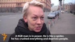 Pavlensky's Partner Defends His 'Political Art' Pavlensky's Partner Defends His 'Political Art'